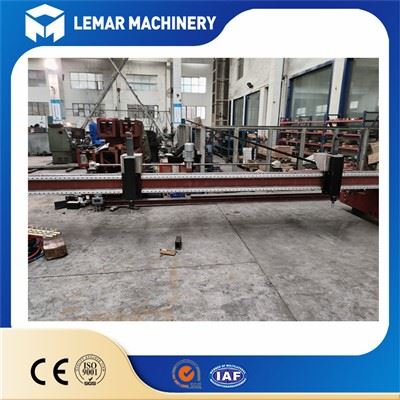 CNC دھاتی پلیٹ پلازما کاٹنے والی مشین